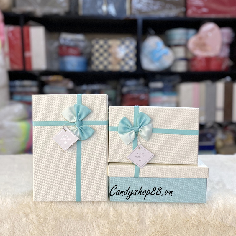Hộp đựng quà sinh nhật