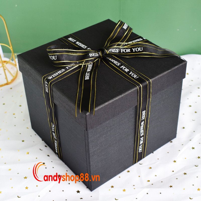 Hộp đựng quà tặng vuông trụ 