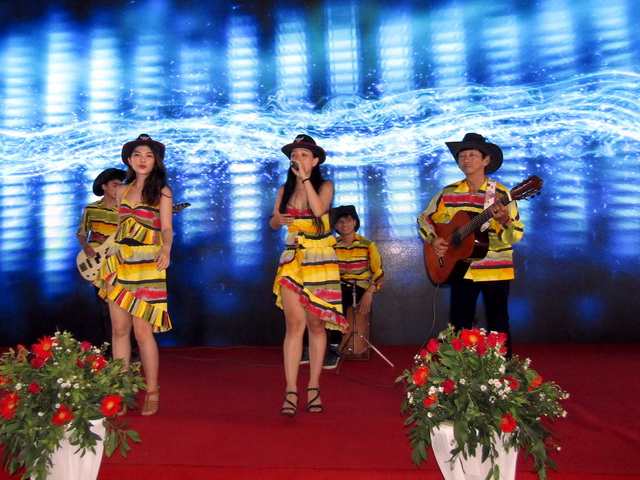 ban nhạc chuyên nghiệp