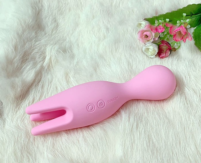 Cách chọn sextoy cho nữ: Máy rung, dương vật giả, trứng rung?