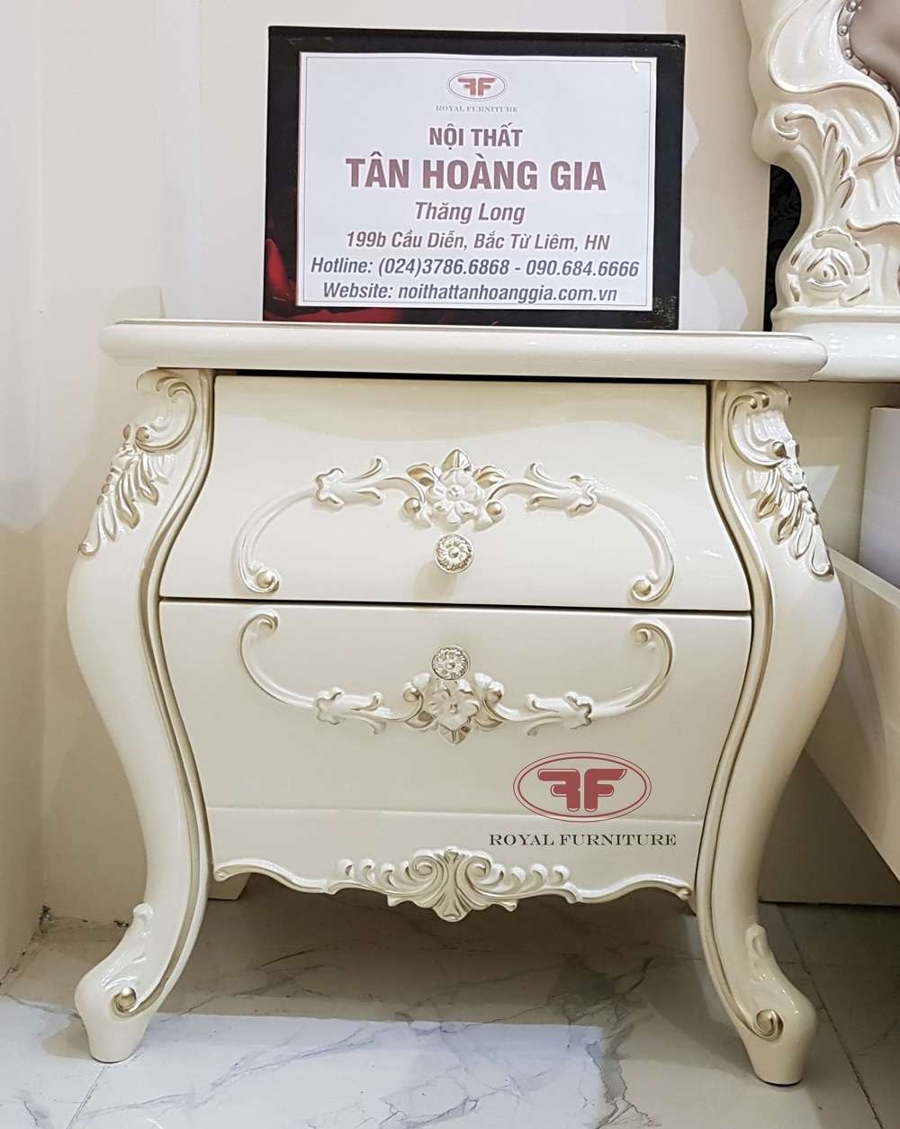 Táp đầu giường tân cổ điển dáng cong 921B