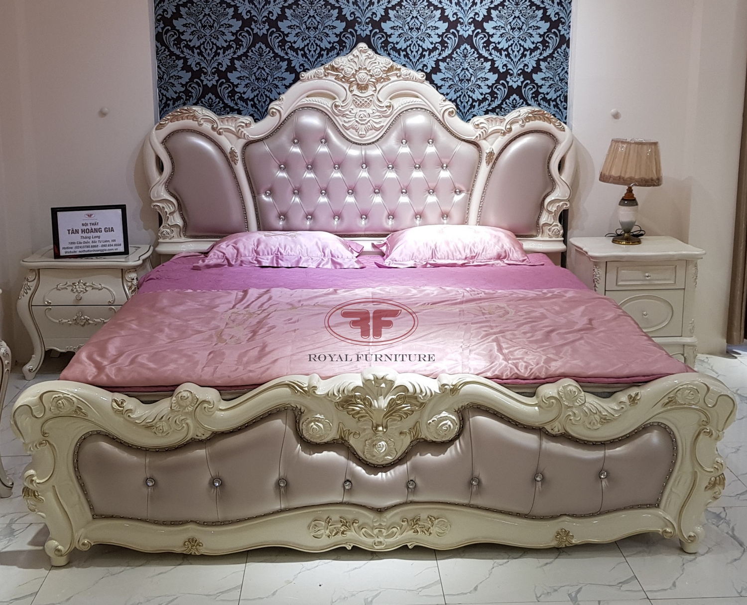 Giường ngủ nhập khẩu tân cổ điển 926B