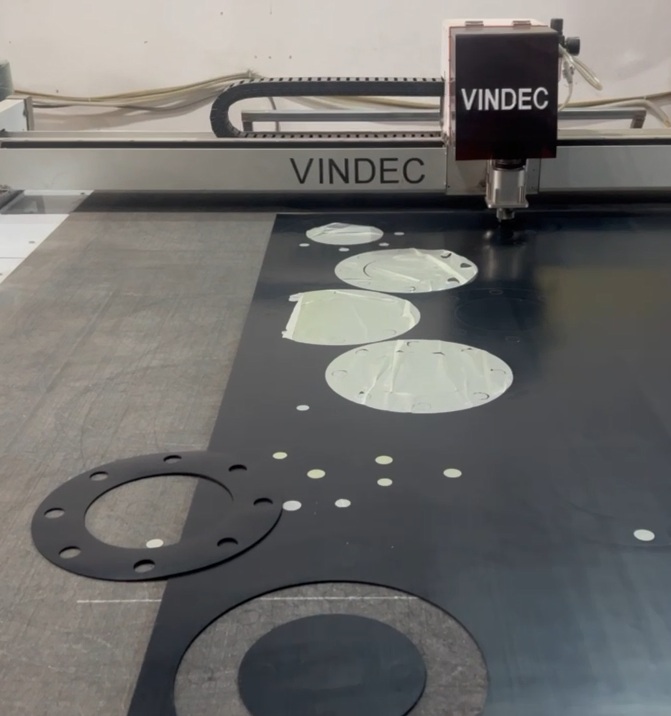 Soft Gasket Cutting Machine