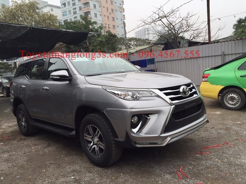 lắp đặt bộ quay quanh xe fortuner 2017