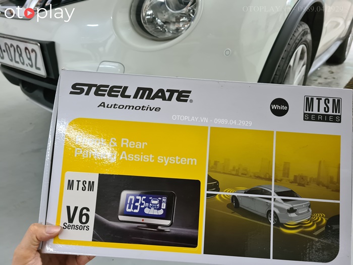 Cảm biến trước sau 6 mắt của Steelmate cho xe Nissan Juke