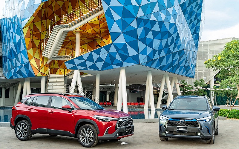 Toyota Cross đẹp nổi bật thu hút mọi ánh nhìn
