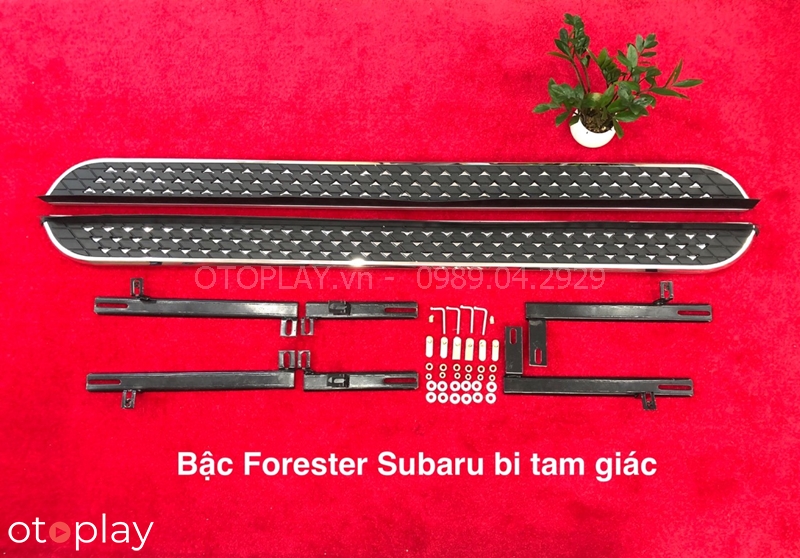 Bậc bước chân Subaru Forester mẫu 4