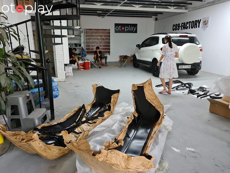 Bộ bodykit mộc được otoplay kiểm tra trước khi cho vào sơn