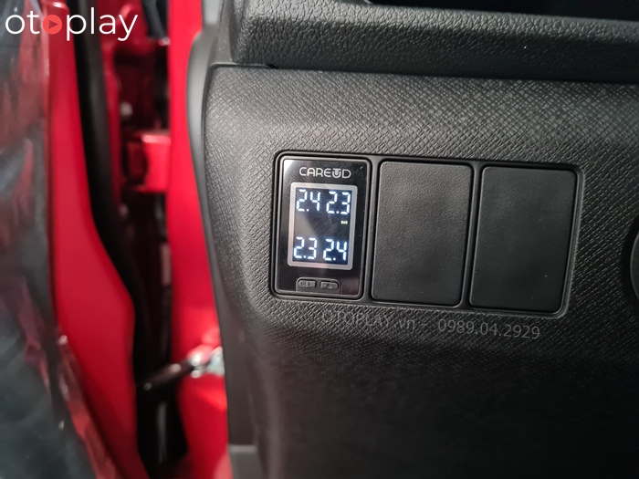 Cảm biến áp suất lốp CareUD tích hợp nút chờ lắp cho xe Honda Brio