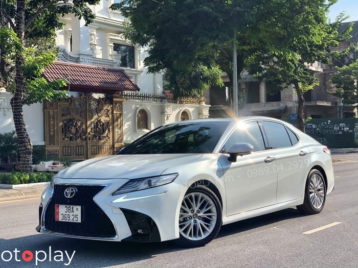 Camry Độ Lexus IS250 Đem Đến Cá Tính Riêng Siêu Ngầu