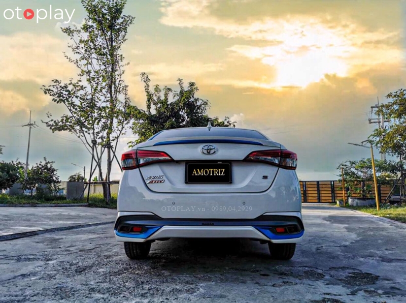 Đuôi líp 2 bô thể thao cực đẹp cho xe Toyota Vios 2019, 2020