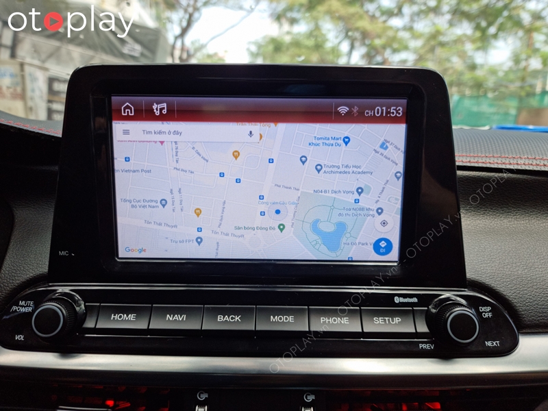 Ứng dụng Google Maps chạy trên KIA Cerato