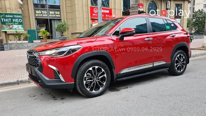 Nẹp chân kính INOX cho xe Toyota Cross G