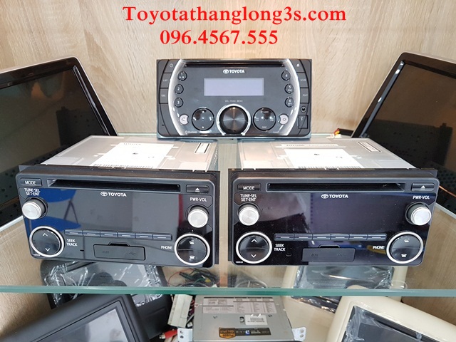 CD xe Toyota tháo từ xe ra