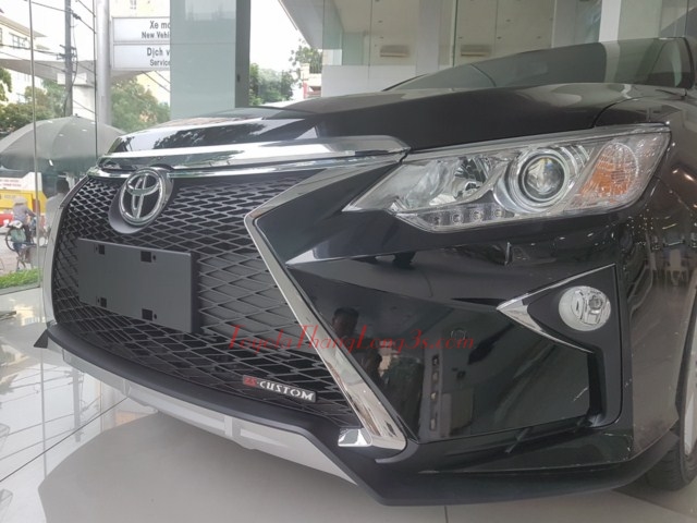 lắp cản trước lexus cho camry 2017