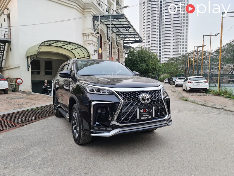 Xe Fortuner Legender 2021 độ Lexus LX570 super sport 