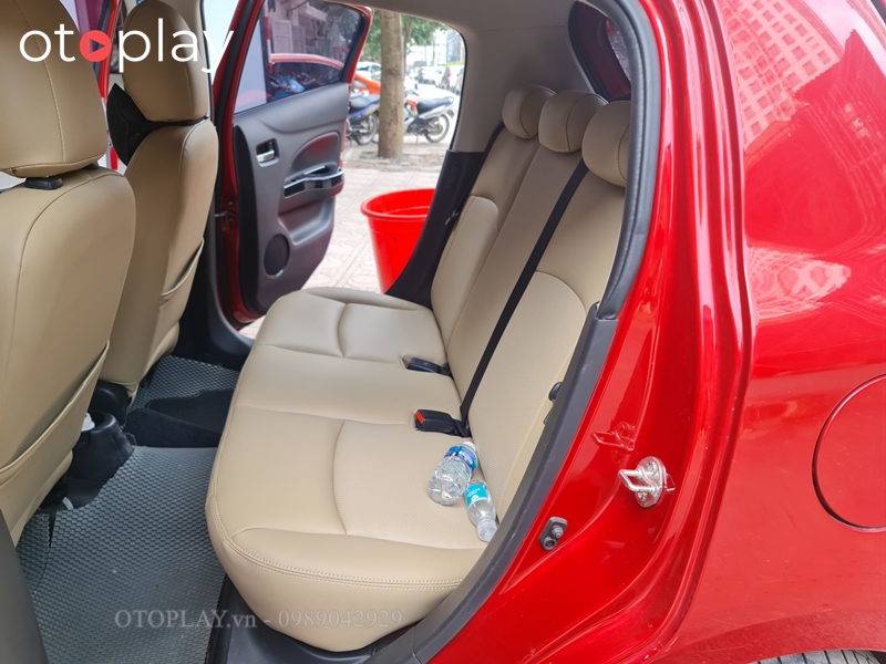 Ghế da trơn lắp cho Mitsubishi Mirage