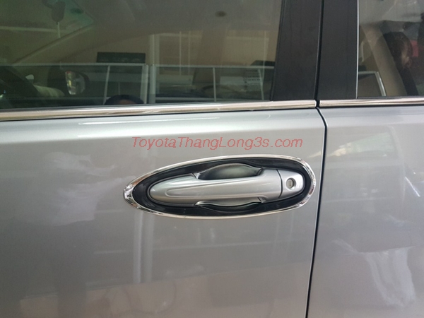 Hõm tay cửa (chén cửa) innova 