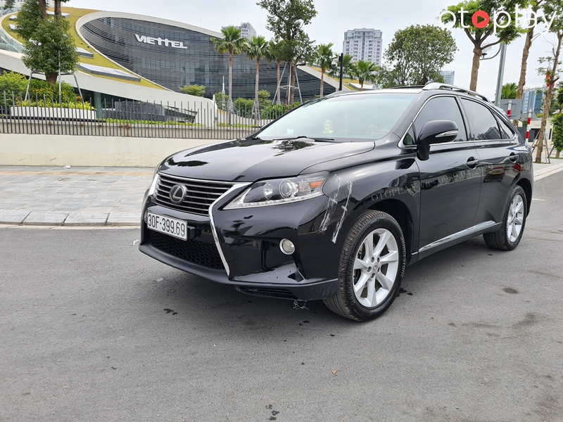 Xe Lexus hoàn thiện nâng đời và sơn body cản trước