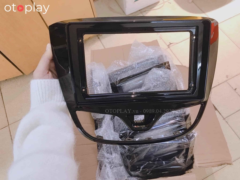 Mặt dưỡng lắp màn hình DVD androi 9inch cho Vinfast Fadil