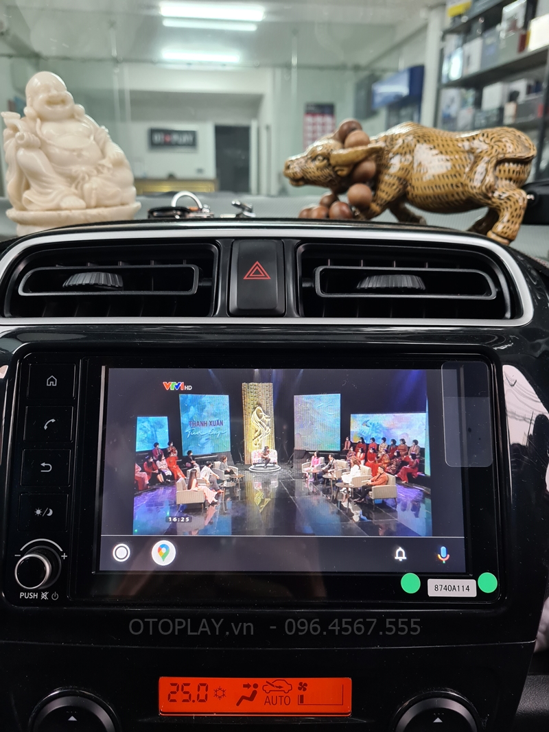 Mitsubishi Attrage xem TV trực tiếp trên màn hình zin theo xe thông qua android auto