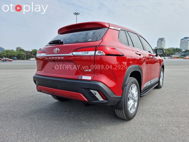 Viền đèn gầm sau Toyota Cross G