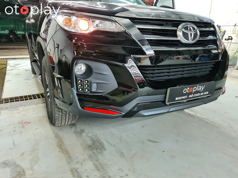 Lắp đặt hoàn thiện, Fortuner trở nên lột xác, đẹp và ấn tượng