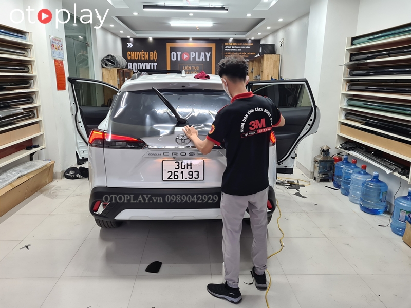 KTV dán phim cách nhiệt 3M chính hãng tại OTOPLAY