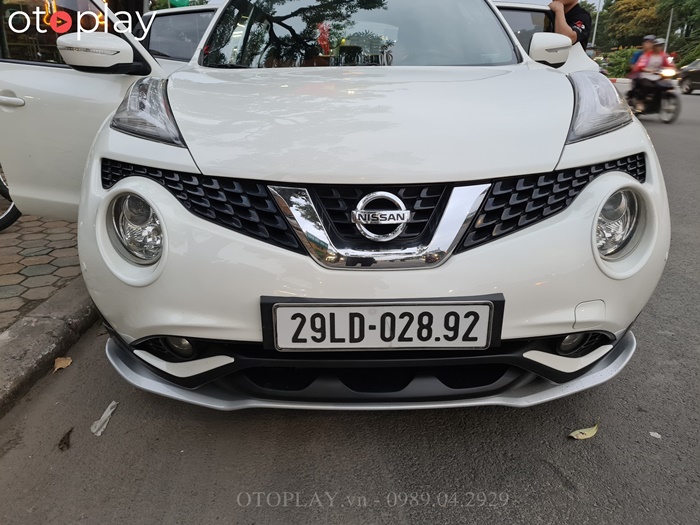 Lắp đặt cảm biến trước sau 6 mắt cho xe Nissan Juke giúp lái xe dễ dàng, an toàn hơn khi di chuyển