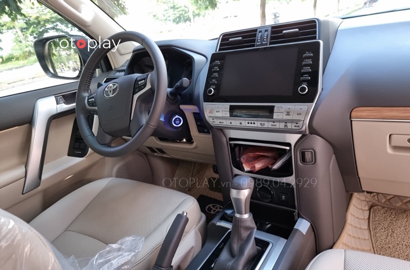 Xe Toyota Prado 2021 độ chìa khóa thông minh smart key vào ổ khóa zin