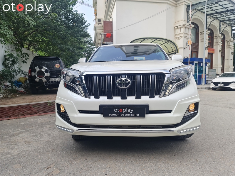 Xe Prado TXL 2015 - 2017 lắp bodykit có đèn Led đầu xe