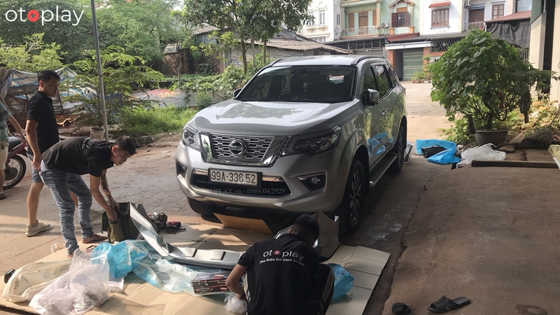 Anh em OTOPLAY lắp bodykit Terra cho khách hàng ở Từ Sơn, Bắc Ninh