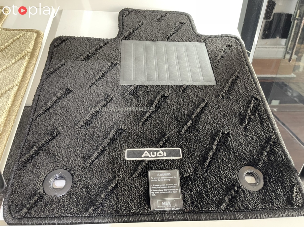 Thảm nỉ zin may theo xe cho Audi
