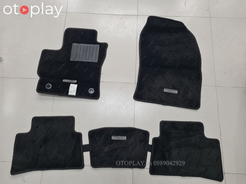 Bộ thảm nỉ may theo xe Toyota Cross
