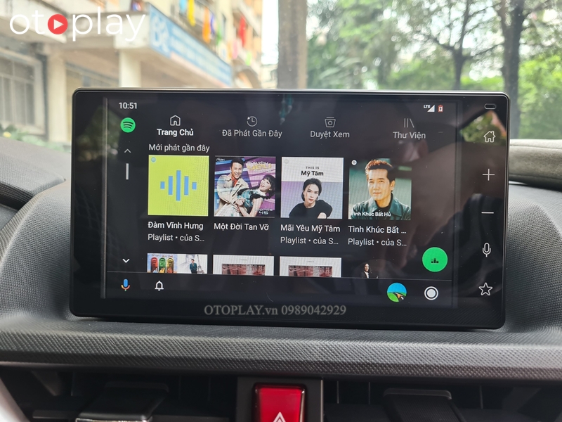 Toyota Veloz cài Android Auto