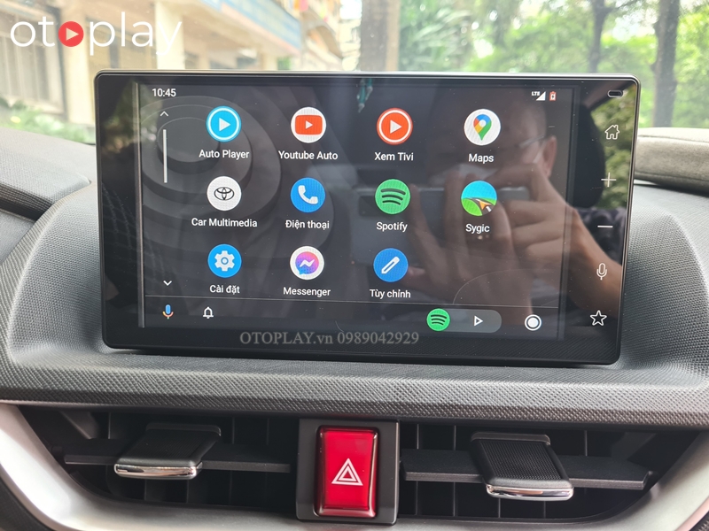 Các ứng dụng giải trí lên màn hình zin Toyota Veloz thông qua android auto
