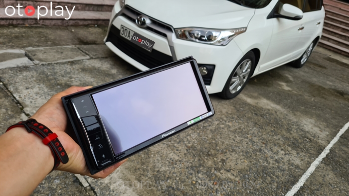 Xe Yaris 2016 thay màn hình Pioneer ZL5150BT