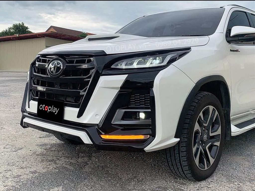 Bodykit Fortuner Legender