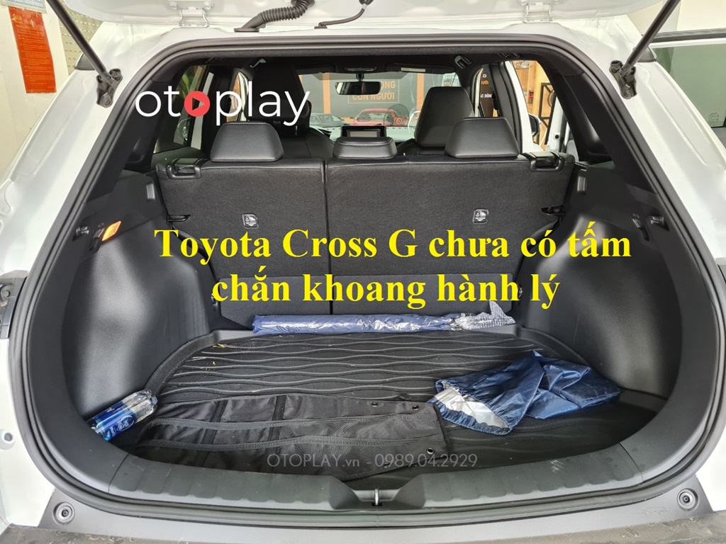 Chắn khoang hành lý Toyota Cross