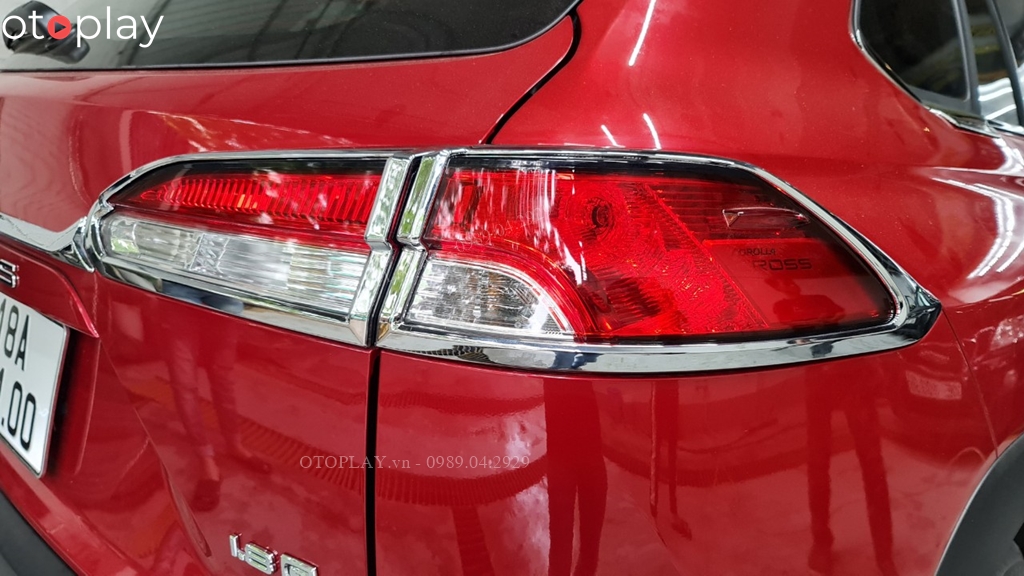 Viền đèn xe Cross