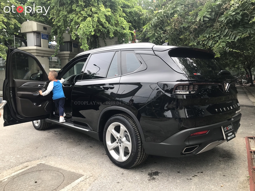 Bậc bước chân Vinfast Lux SA