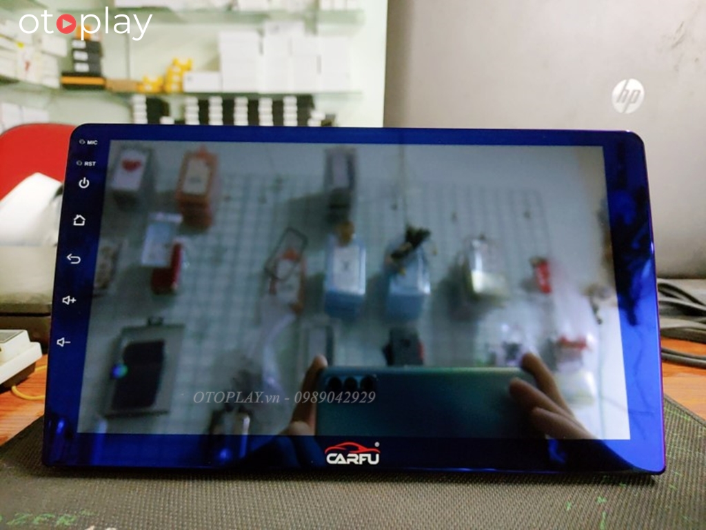 Màn hình Android Carfu G200 (6-128)