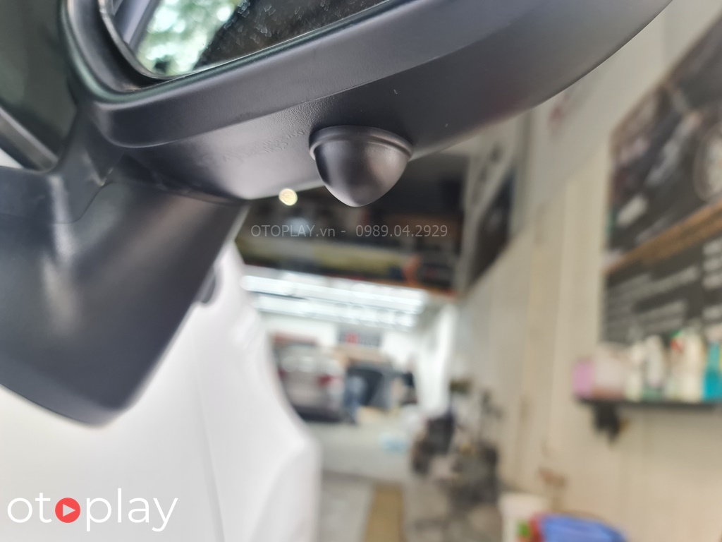 Mitsubishi Xpander Lắp Camera Lề Phải