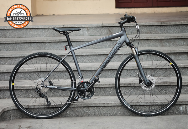 Xe p th thao Boardman Touring