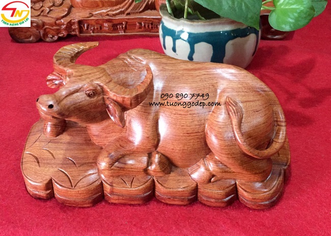 Con Trâu bằng gỗ hương Con Trâu Bằng Gỗ Hương