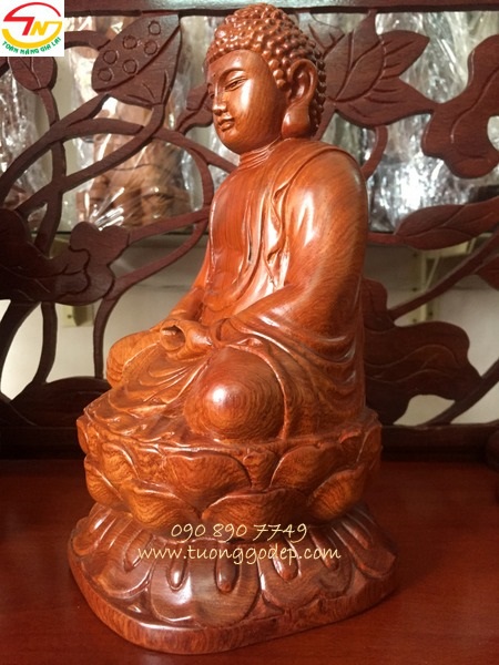 Phật Thích Ca bằng gỗ