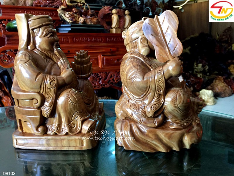 cửa hàng tượng thần tài ông địa bằng gỗ