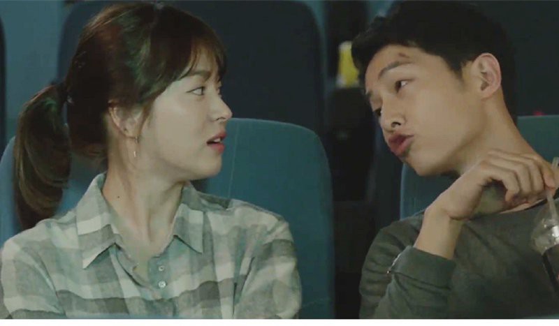 BÔNG TAI BẠC SONG HYE KYO HẬU DUỆ MẶT TRỜI HỒ CHÍ MINH
