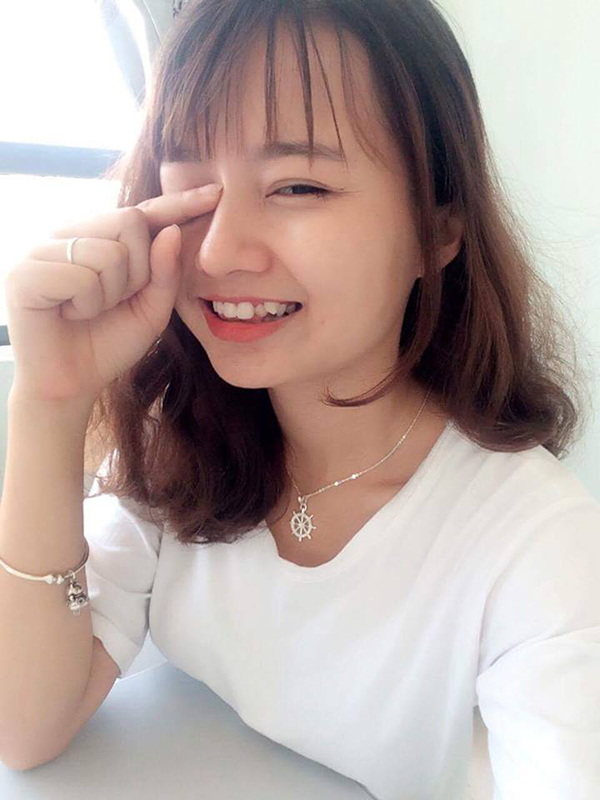 dây chuyền bánh lái tàu bạc đẹp cho nữ giới tại hà nội