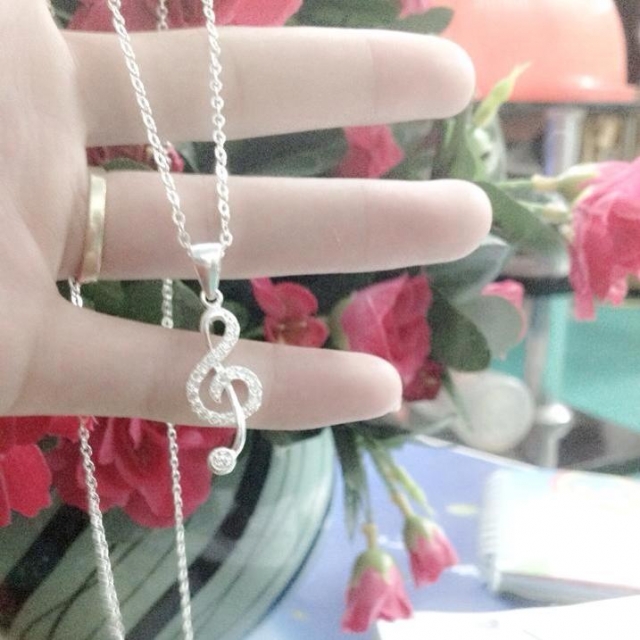 DÂY CHUYỀN NỐT NHẠC ĐÍNH ĐÁ